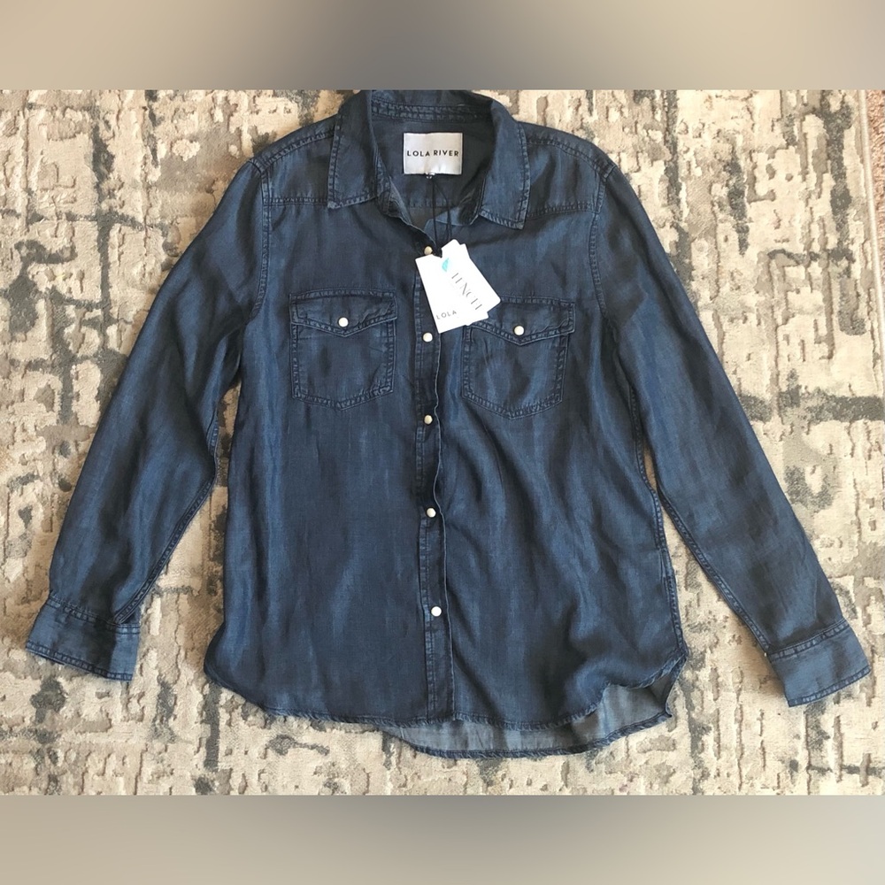 Lola River Chambray Denim Button Down Women’s Medium Pearl Snap
